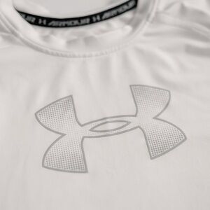Under Armour Boys HeatGear Shirt Youth Large White Athletic Tee